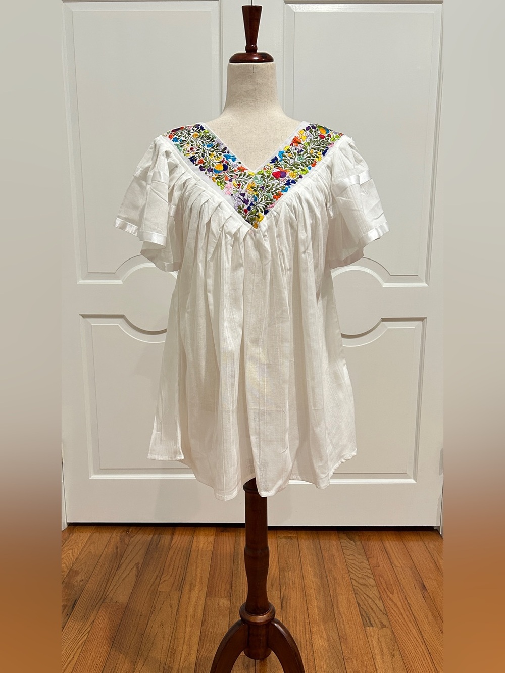 Jazmin V-Neck Mexican top, hand embroidered.Artisan top. Boho, Hippie, handmade.